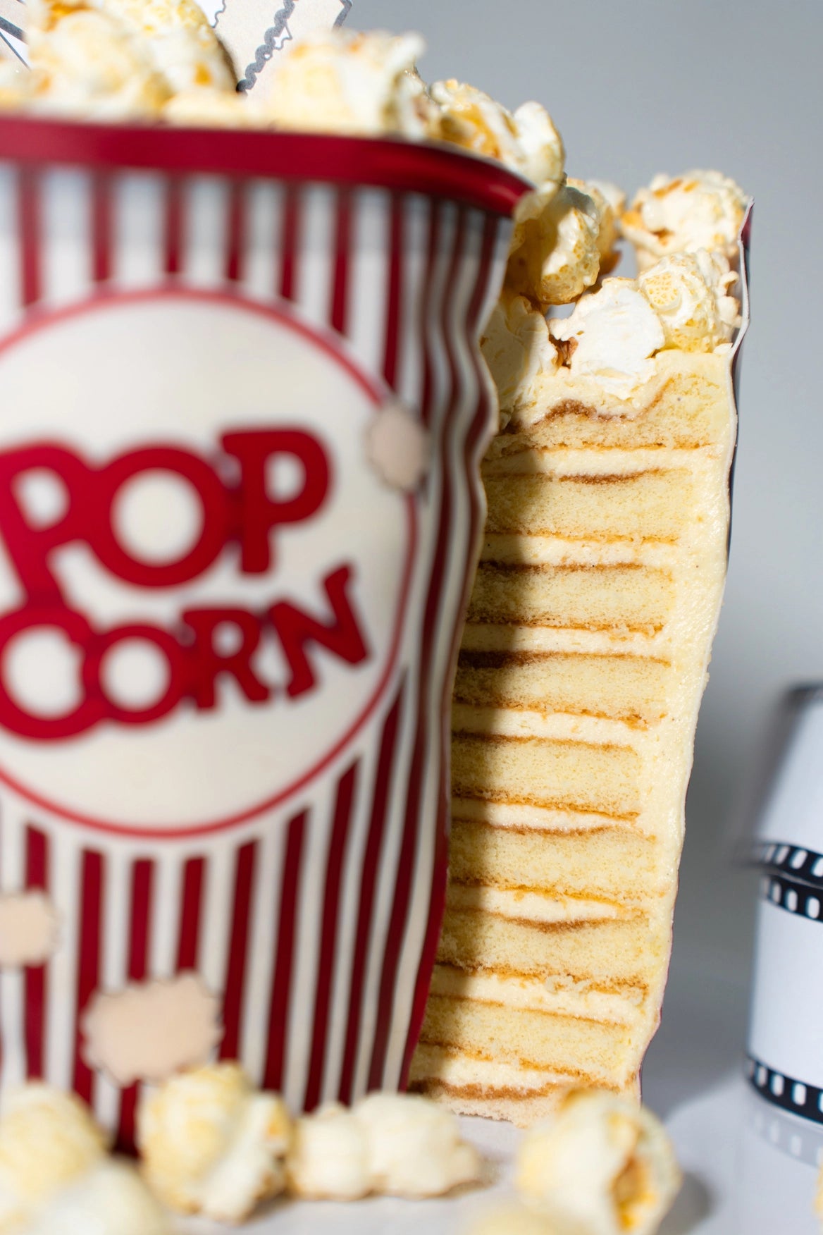 Popcorn Cake
